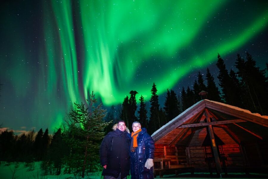 Rovaniemi: Small-Group Northern Lights Wilderness Tour - Key things that make this Rovaniemi northern lights tour work