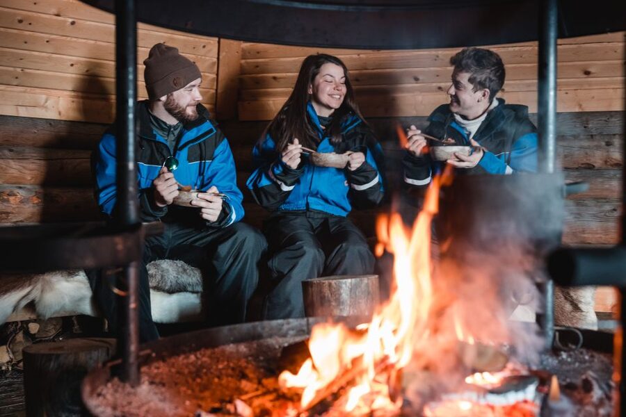 Rovaniemi: Snowmobile and Ice Fishing Adventure with Lunch - Meeting point and first steps at Safartica in Rovaniemi