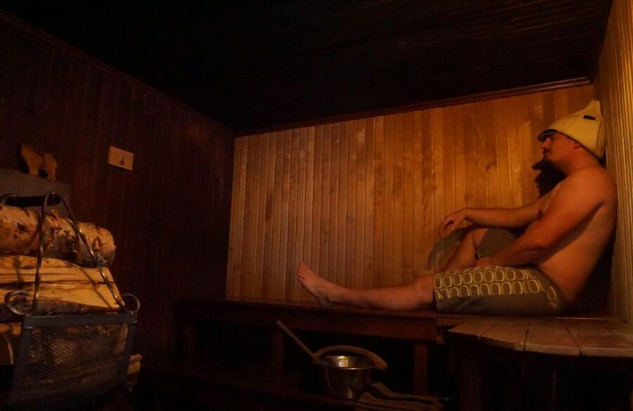 Rovaniemi: Traditional Sauna and Ice Swimming Experience - Staying warm, staying safe: what to expect in winter conditions