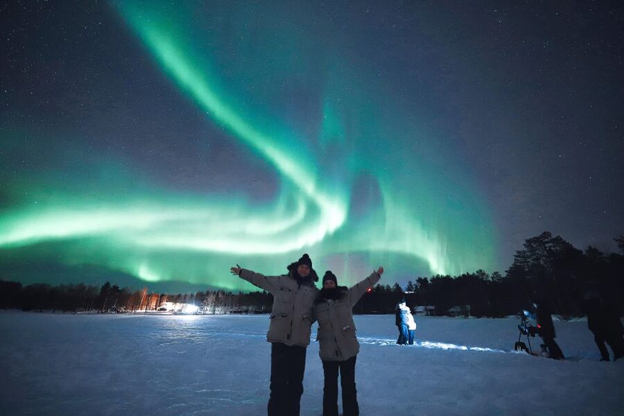 Rovaniemi: Unlimited Mileage and Hours Aurora Hunting Pro - The Guided Hunt Stops: Secret Pull-Offs to a Final Viewpoint