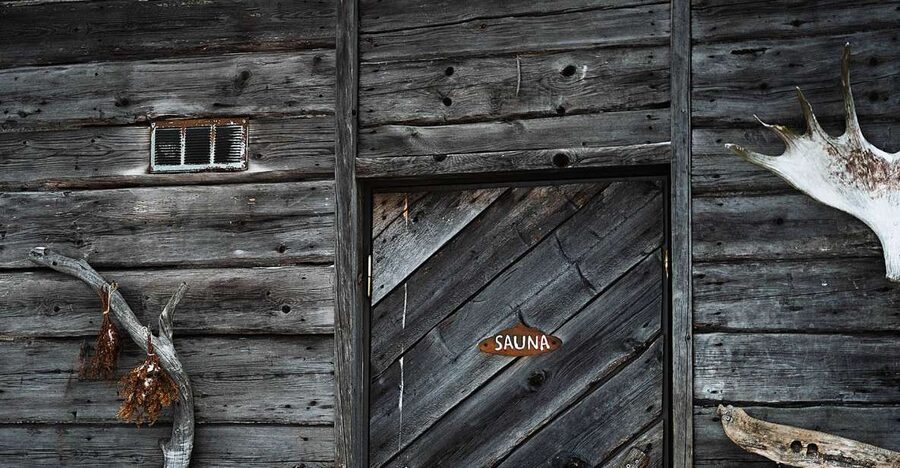 Ruka: SaunaTour - Finnish Sauna experience - Outdoor jacuzzi plus the ice hole dip, the contrast Finland is famous for
