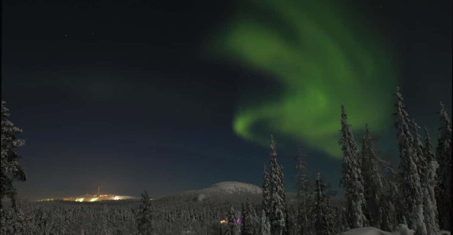 Ruka: Searching for the northern lights with snowshoes - Price and value: is $102 for 3 hours fair in Ruka?