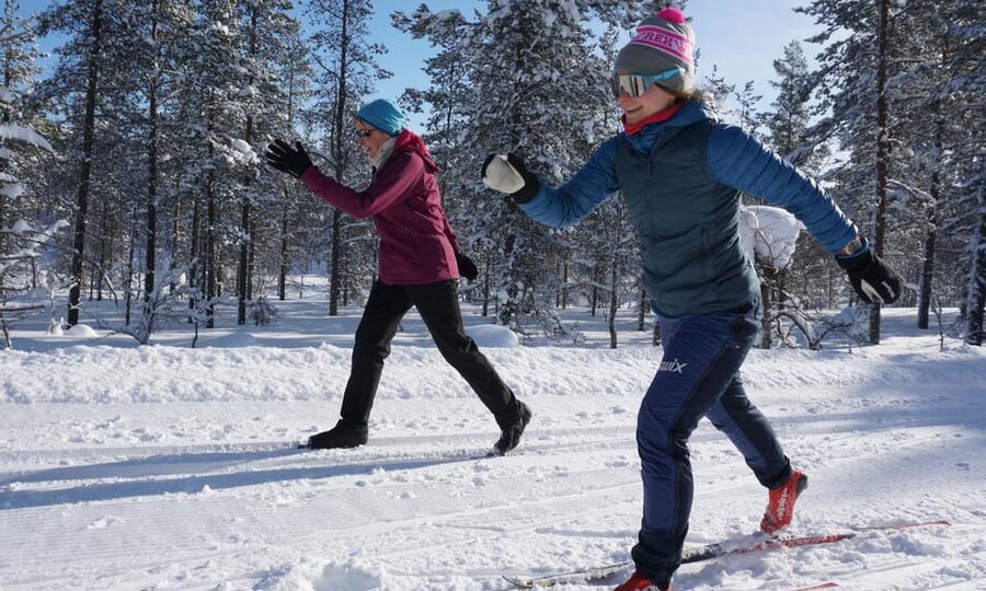 Saariselkä: Cross-Country Ski Lesson - Why a 1.5-hour lesson is smarter than winging it on skis