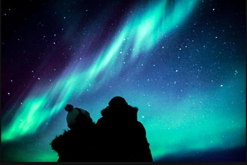 Saariselkä,Kakslauttanen: Aurora Hunting & Photography Tour. - Who this tour suits best, and who should skip it