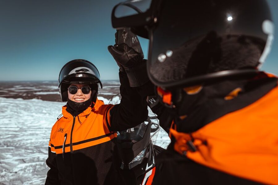 Saariselkä: Snowmobile Adventure for Adults - Pacing and speed: why some rides feel slower and others feel faster
