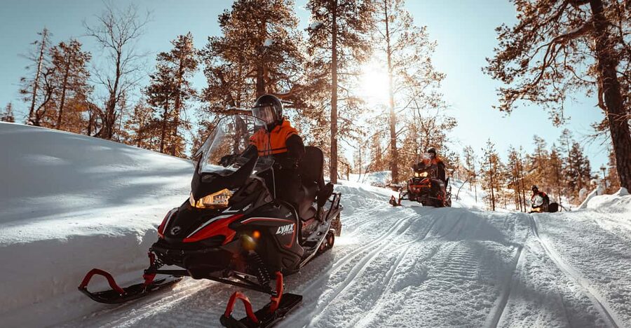 Saariselkä: Snowmobile Ride with Hot Drinks - Saariselka Snowmobile Basics, Two Hours of Real Winter Motion