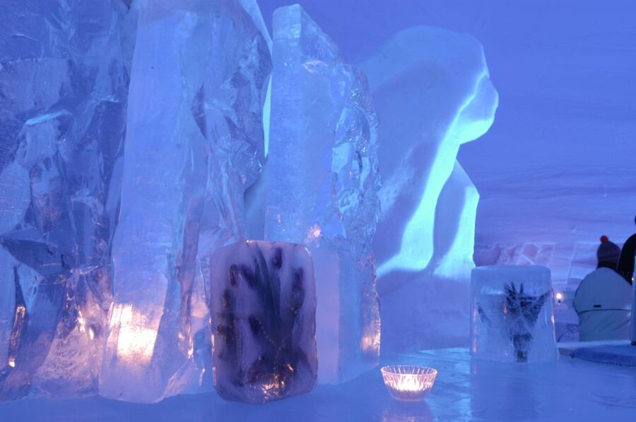 Ylläs: Snowmobile Tour to Arctic Snow Village & Snack - Meeting in Ylläsjärvi, then getting geared up for real winter